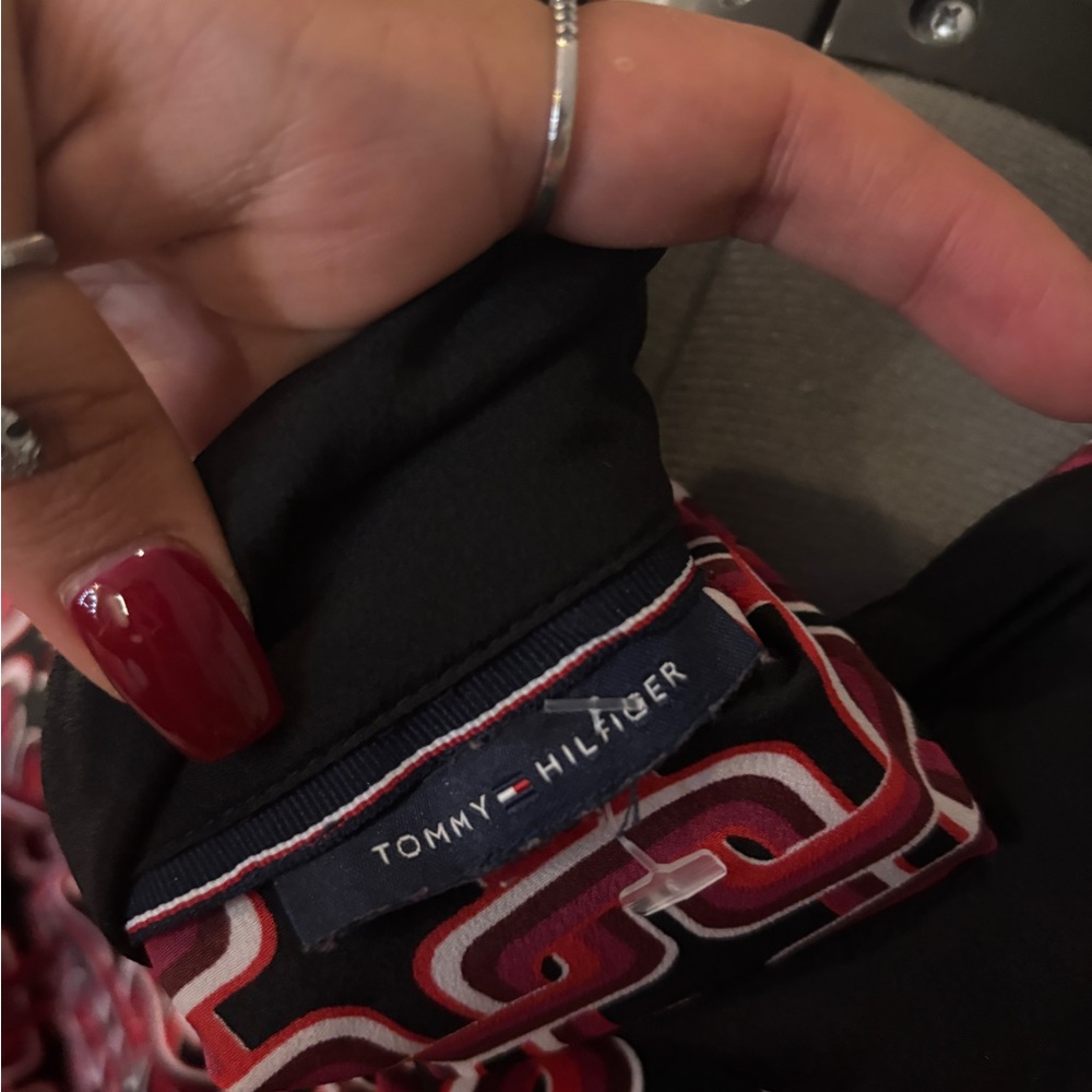 Tommy Hilfiger blouse - Picture 3 of 4